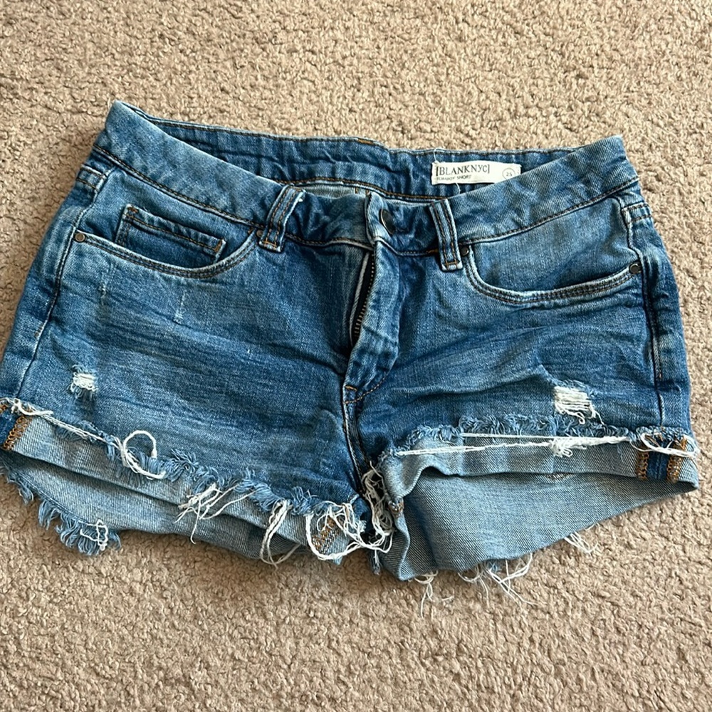 BLANK NYC tomboy short